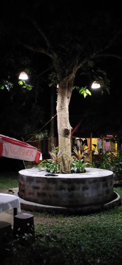 Savithri Inn Cottage Varkala Exterior foto