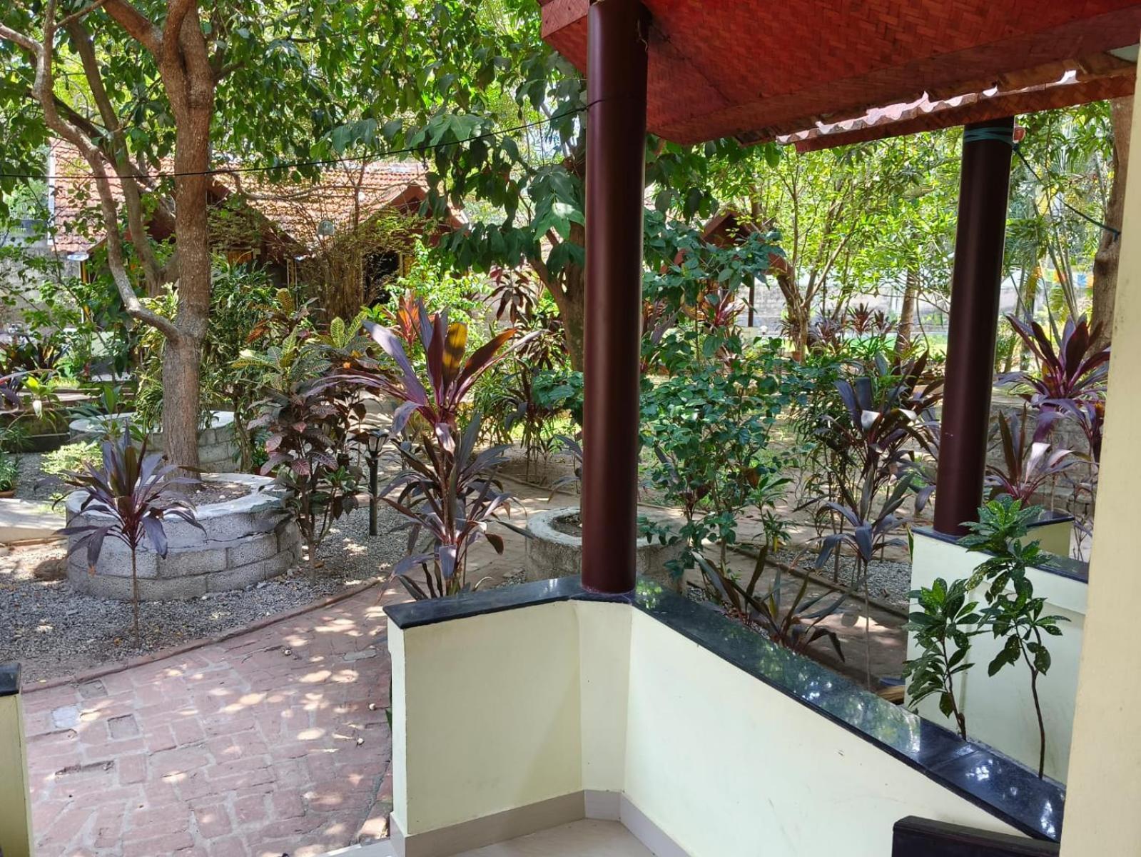 Savithri Inn Cottage Varkala Exterior foto